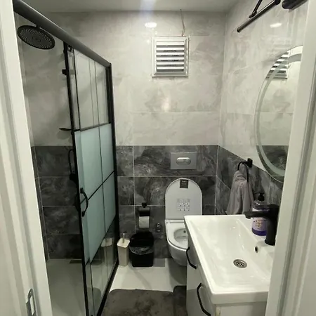 Sueper Lueks Apartman