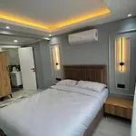 Sueper Lueks Istambul